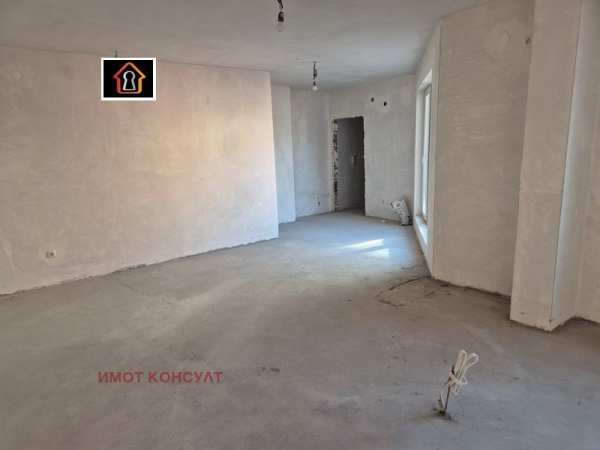 Продава 4-стаен, гр. враца, център