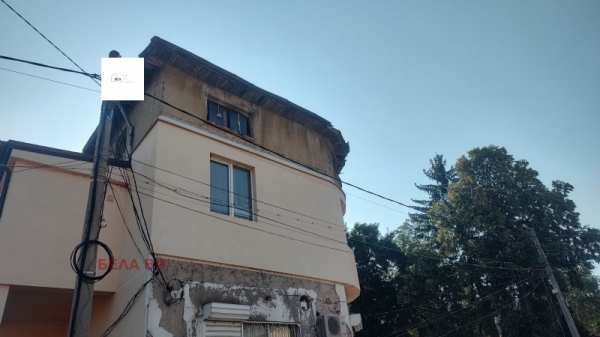 Продава 2-стаен, гр. батановци, област перник