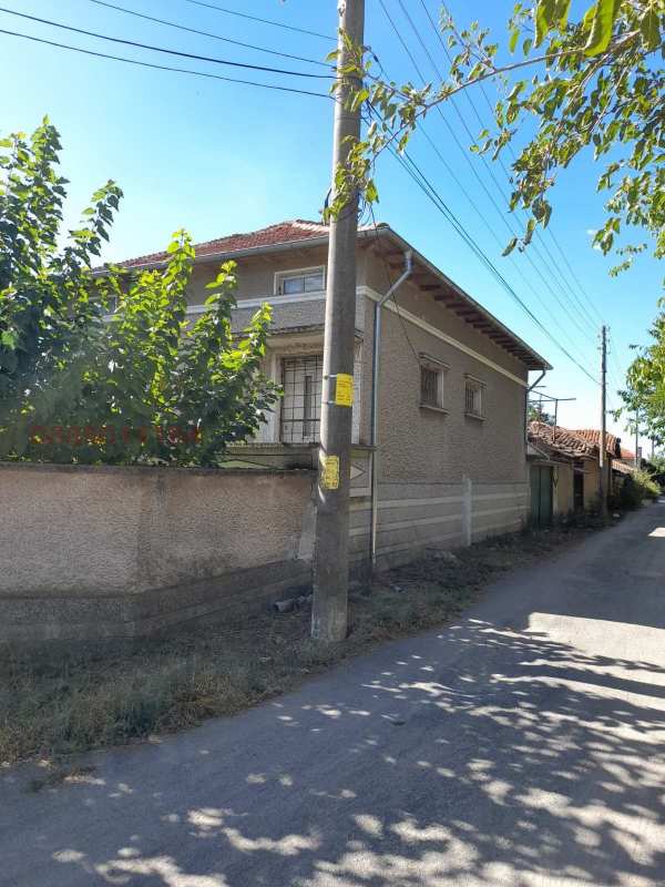 Продава къща, с. гранит, област стара загора