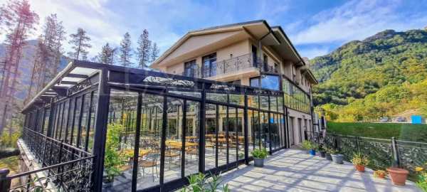 Продава хотел, гр. тетевен, област ловеч