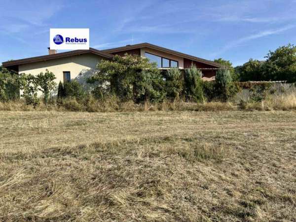 Продава къща, гр. драгоман, област софия област