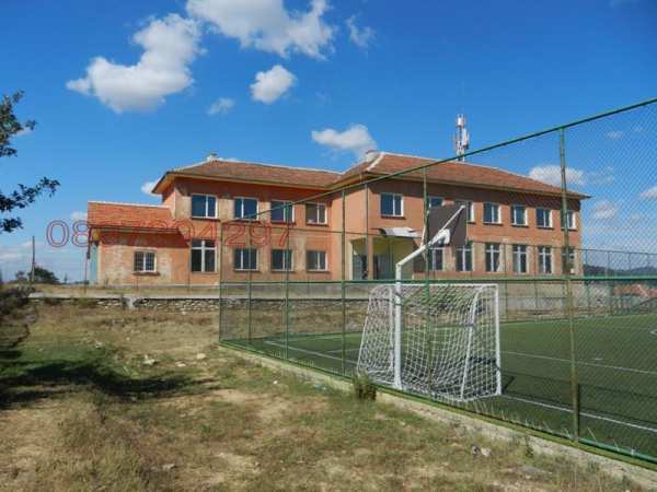 Продава пром. помещение, с. горно кирково, област кърджали