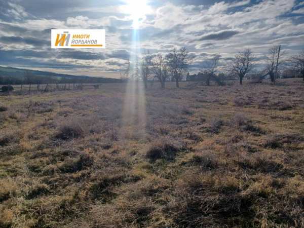 Продава парцел, гр. лясковец, област велико търново