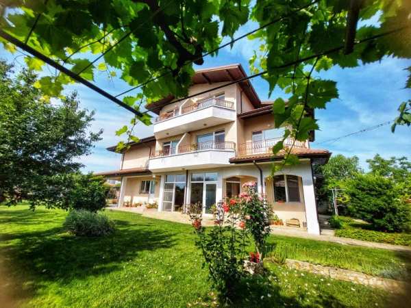 Продава къща, с. крапец, област добрич