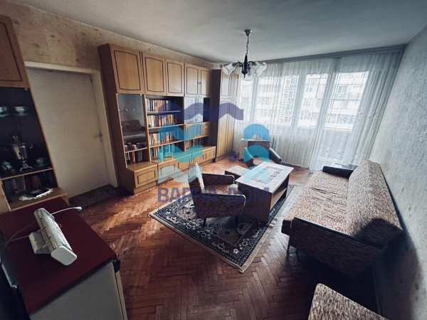 Продава 3-стаен, гр. добрич, център