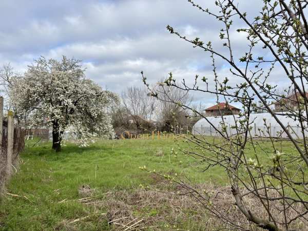 Продава парцел, с. белозем, област пловдив