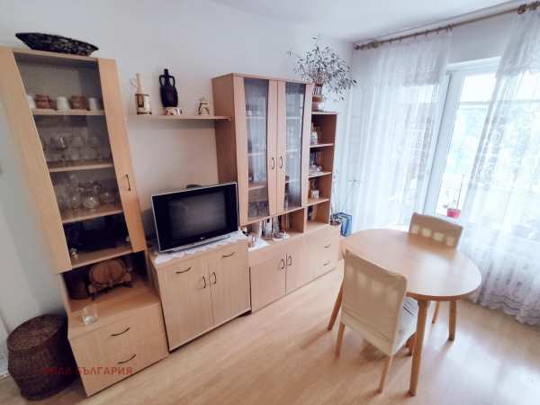 Продава 2-стаен, гр. русе, възраждане
