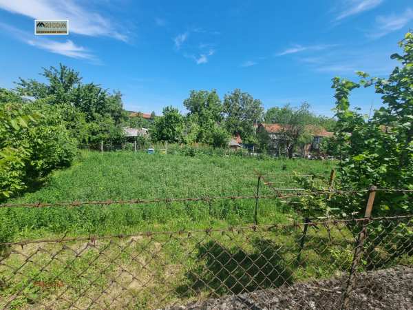 Продава парцел, с. тученица, област плевен