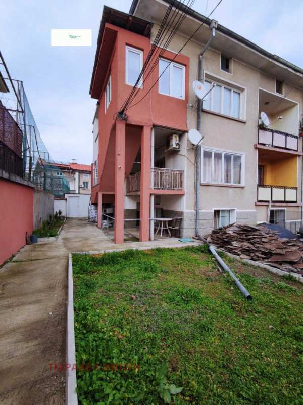 Продава къща, гр. хисаря, област пловдив