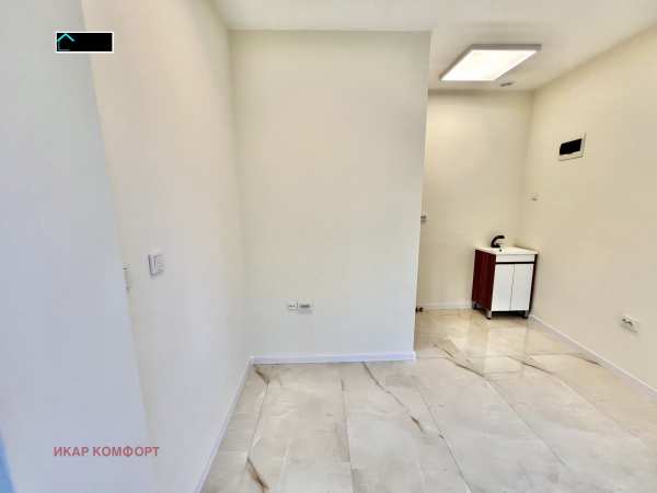 Дава под наем офис, гр. русе, ялта