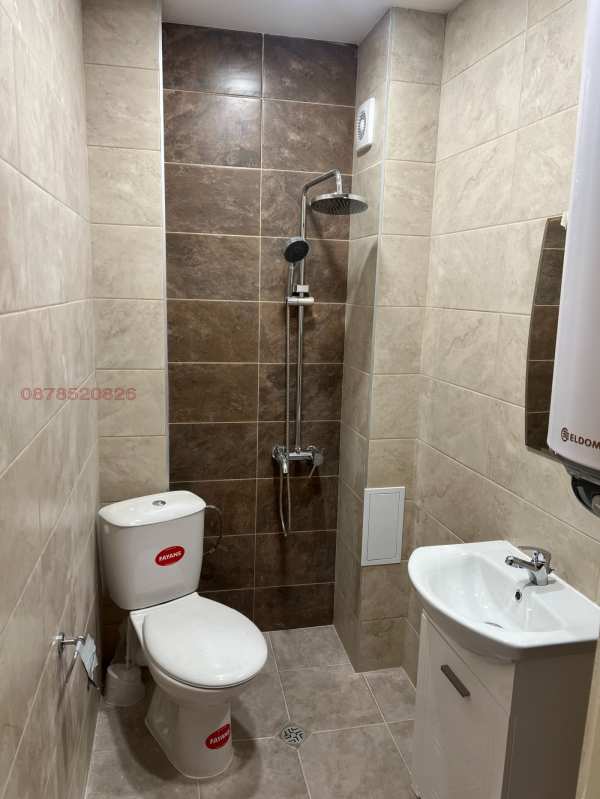 Дава под наем 3-стаен, гр. русе, широк център