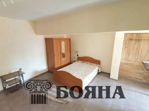 Дава под наем 1-стаен, гр. русе, център