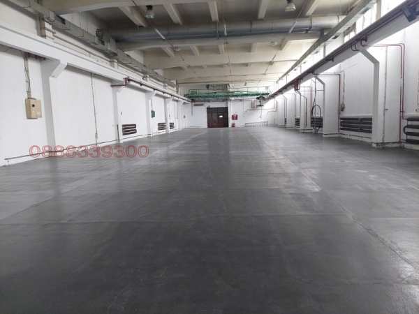 Дава под наем  пром. помещение град Русе, Родина 1
      3000 кв.м