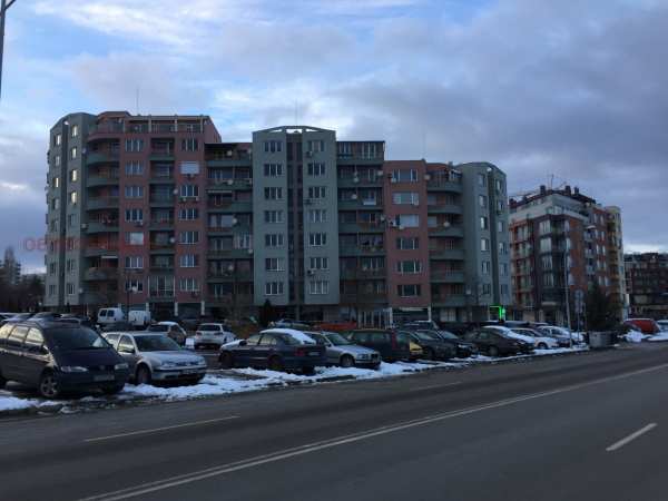 Дава под наем гараж, паркомясто, гр. софия, студентски град