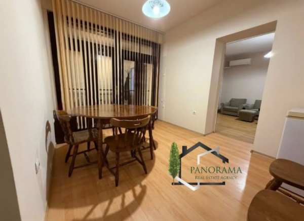 Дава под наем етаж от къща, гр. шумен, херсон