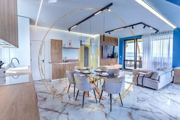 Дава под наем 4-стаен, гр. варна, галата