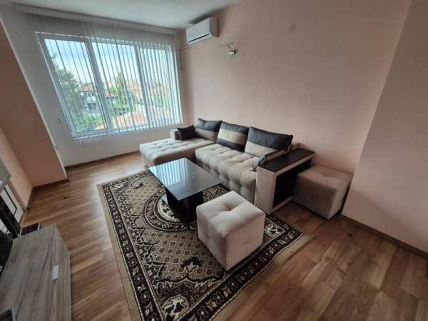 Дава под наем  2-стаен град Пазарджик, Руски
      61 кв.м