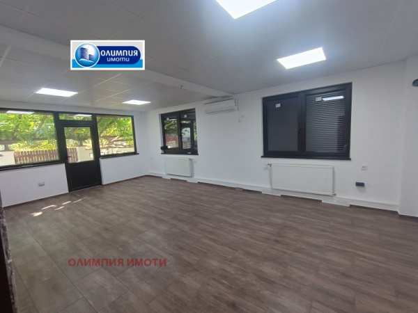 Дава под наем офис, с. николово, област русе