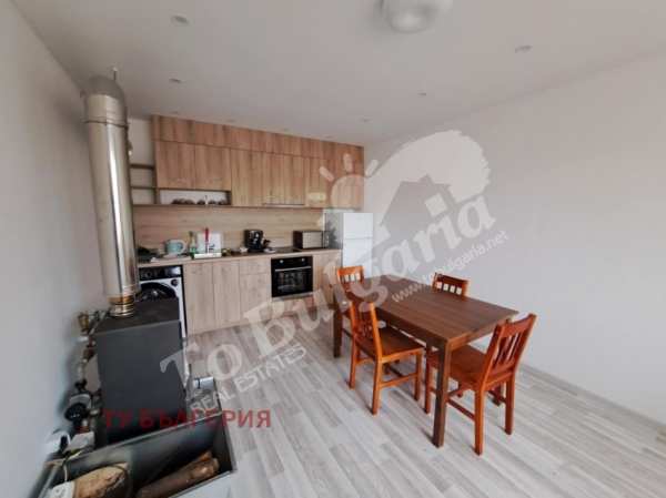 Дава под наем къща, с. долна липница, област велико търново