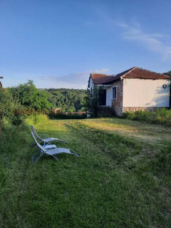 Дава под наем къща, с. брягово, област пловдив