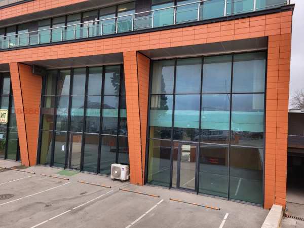 Дава под наем магазин, гр. варна, м-т пчелина