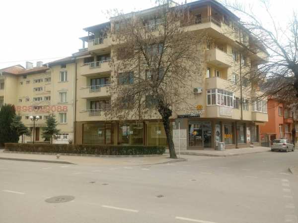 Дава под наем магазин, гр. гоце делчев, област благоевград