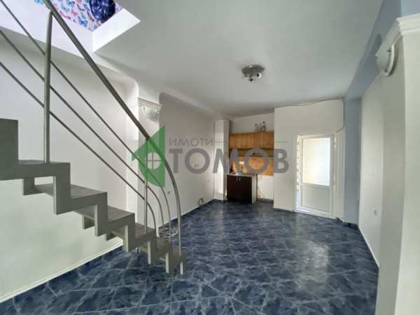 Дава под наем мезонет, гр. шумен, център