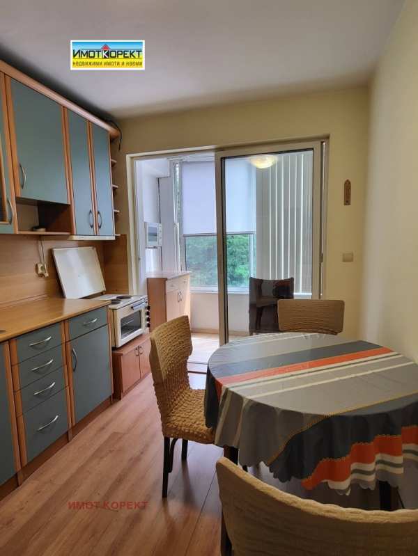 Дава под наем 1-стаен, гр. пазарджик, окръжна болница