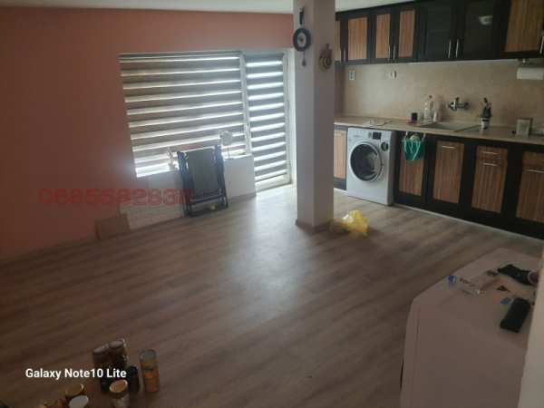 Дава под наем етаж от къща, гр. ямбол, промишлена зона