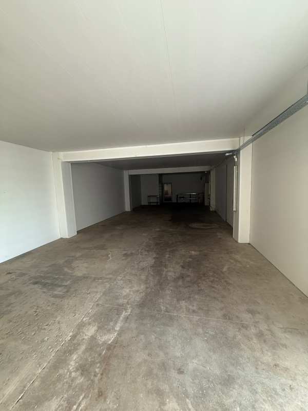 Дава под наем склад, гр. враца, дъбника