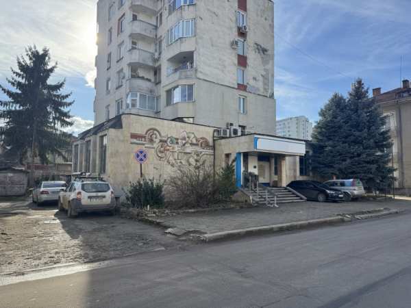 Дава под наем магазин, гр. севлиево, област габрово