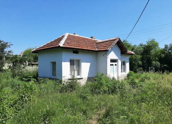 Дава под наем къща, с. горно пещене, област враца
