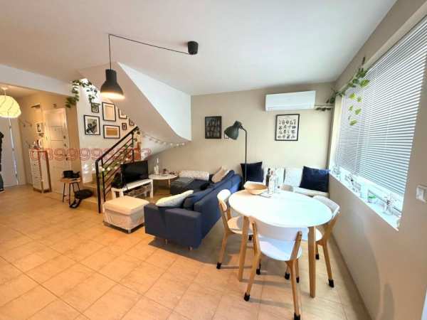 Дава под наем  многостаен град Варна, ВИНС-Червен площад
      110 кв.м