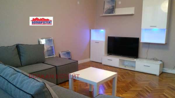 Дава под наем  4-стаен град Велико Търново, Център
      105 кв.м