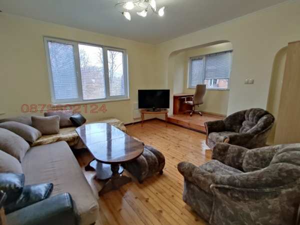 Дава под наем 3-стаен, гр. перник, твърди ливади