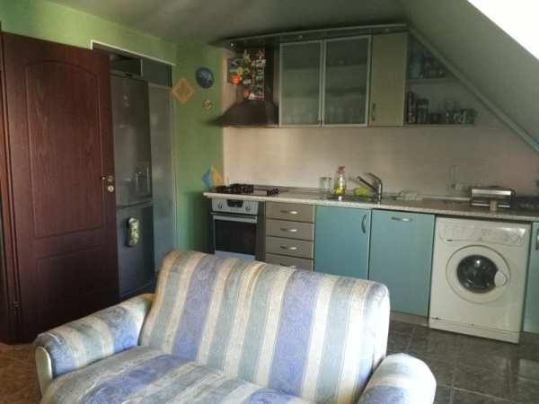 Дава под наем 3-стаен, гр. плевен, широк център