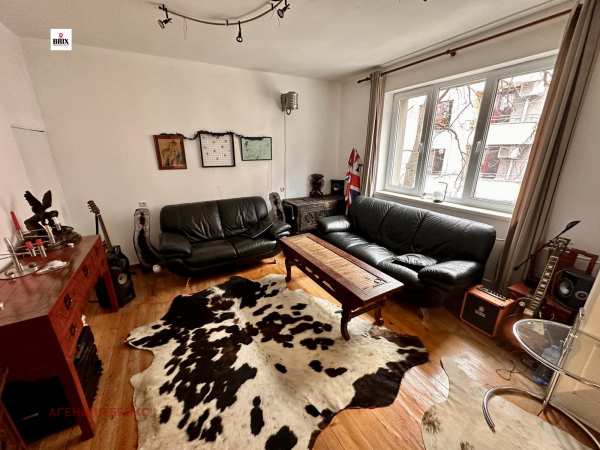 Дава под наем 3-стаен, гр. русе, център