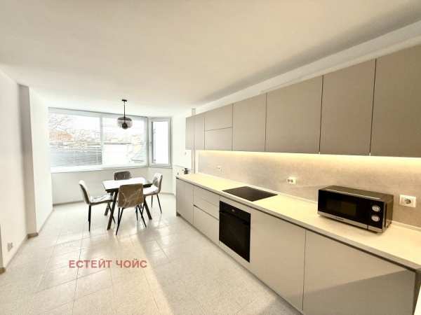 Дава под наем  многостаен град София, Гео Милев
      150 кв.м