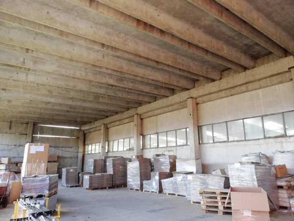 Дава под наем пром. помещение, гр. берковица, област монтана