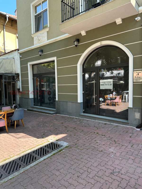 Дава под наем  магазин град Кюстендил, Център
      49 кв.м