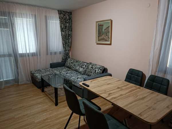 Дава под наем етаж от къща, гр. бургас, сарафово