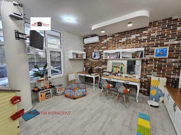 Дава под наем офис, гр. велико търново, център