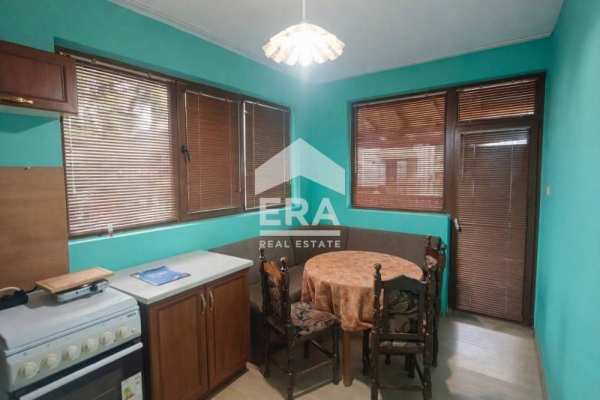 Дава под наем 2-стаен, гр. търговище, вароша