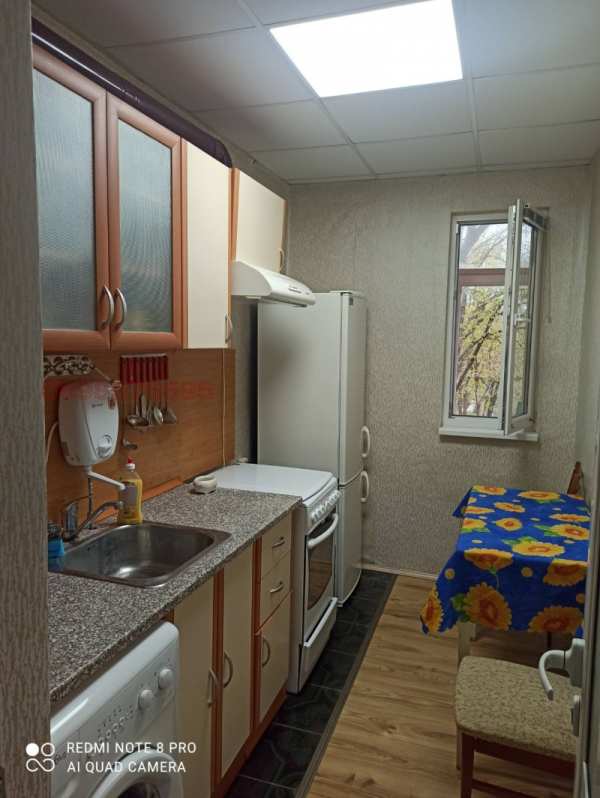 Дава под наем 1-стаен, гр. добрич, център