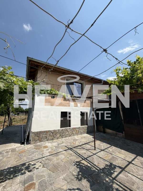 Дава под наем къща, гр. садово, област пловдив