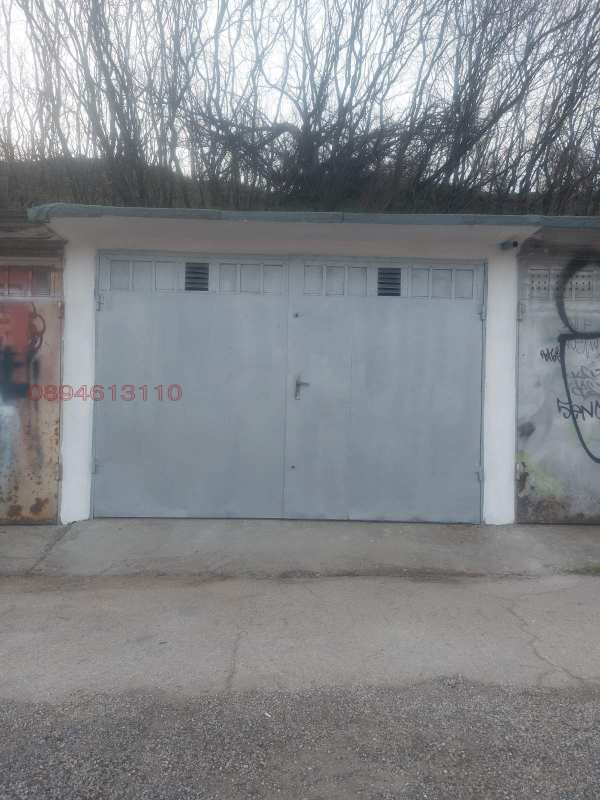 Дава под наем гараж, паркомясто, гр. русе, родина 4