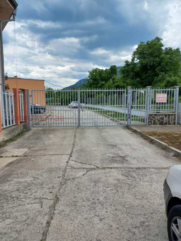 Дава под наем склад, гр. враца, промишлена зона - изток
