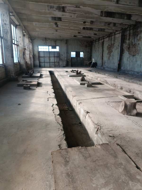 Дава под наем склад, гр. разград, промишлена зона - запад