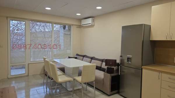 Дава под наем 3-стаен, гр. ловеч, широк център