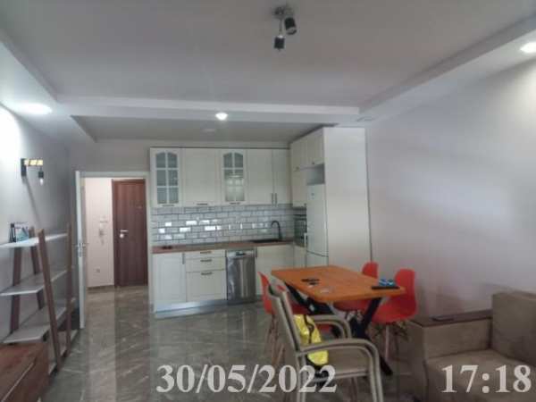 Дава под наем 2-стаен, гр. пазарджик, руски